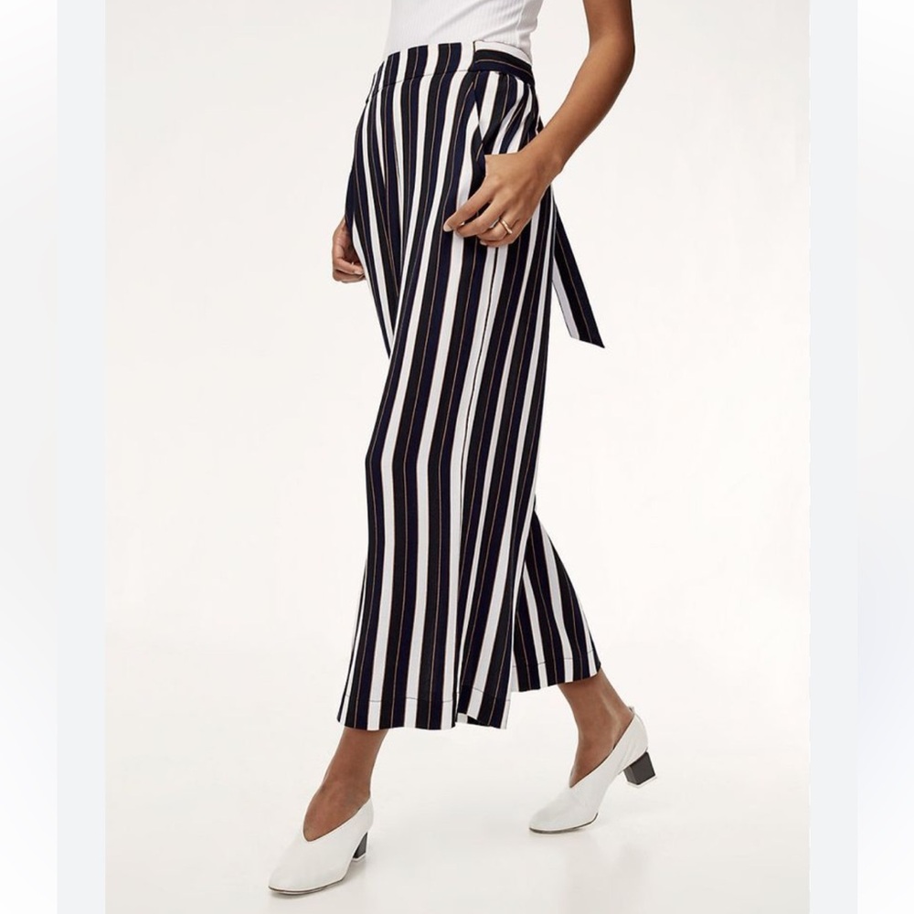 Aritzia Wilfred Faun Striped Wide Leg Pants‎ Size Medium